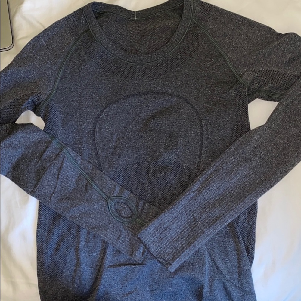 Lululemon long sleeve shirt